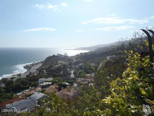 $749,000 | 21471 Calle Del Barco, Malibu, CA 90265