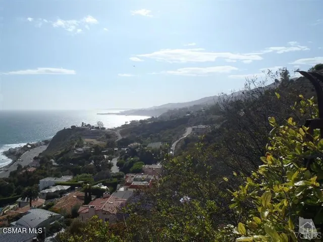 $749,000 | 21471 Calle Del Barco, Malibu, CA 90265
