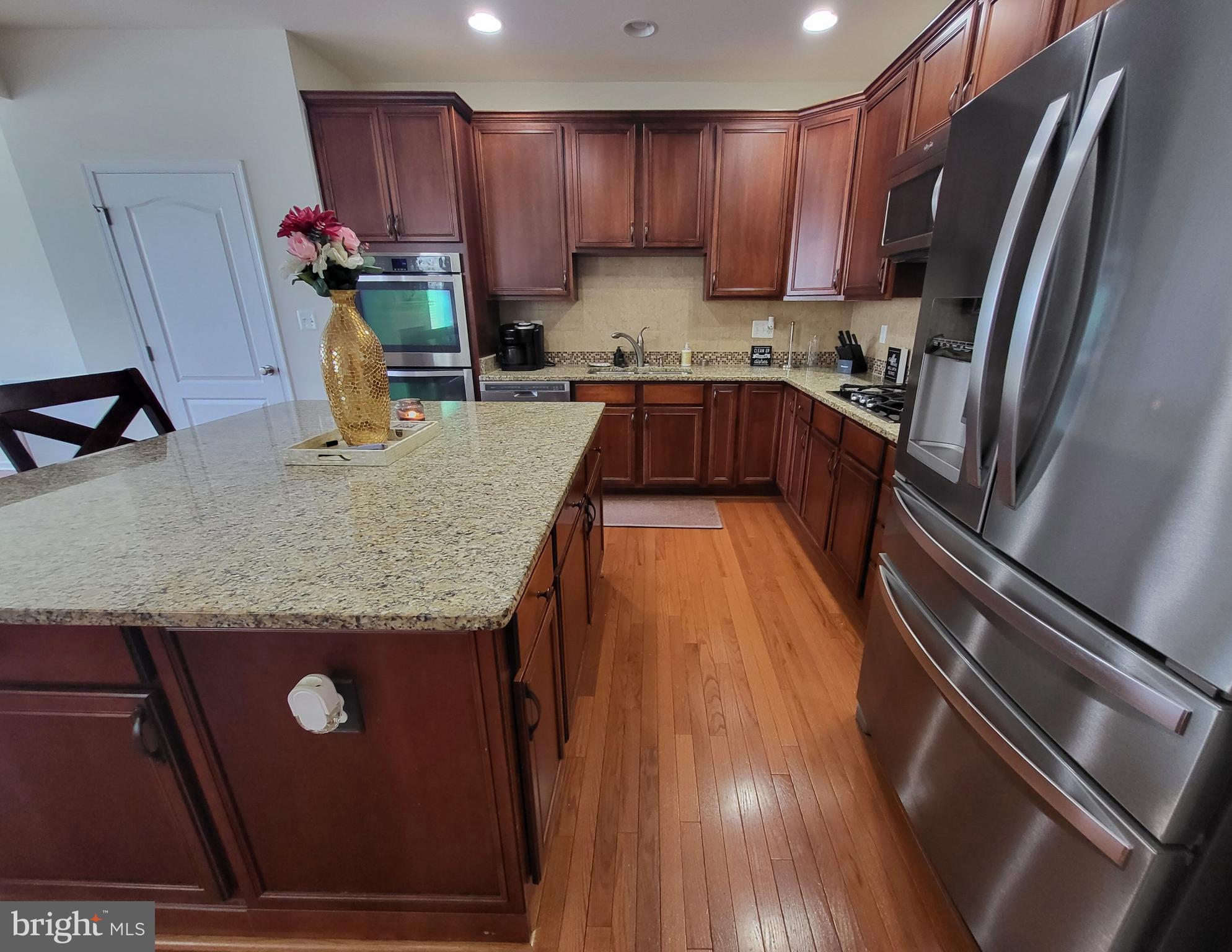 11011 Buggy Path Upper Marlboro, MD 20772 - Photo 19 of 82 Large island