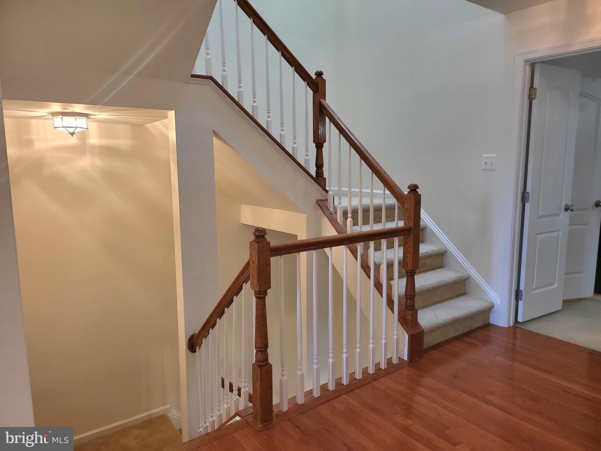 11011 Buggy Path Upper Marlboro, MD 20772 - Photo 48 of 82 3rd floor landing