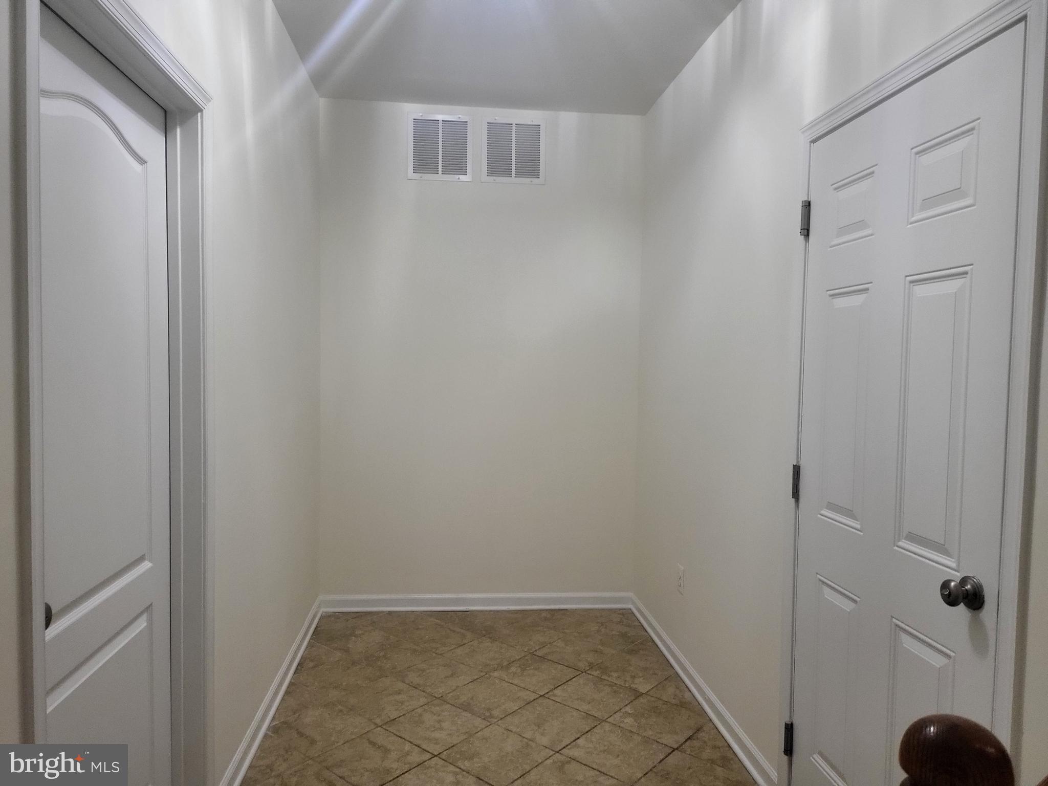 11011 Buggy Path Upper Marlboro, MD 20772 - Photo 66 of 82 Mud room by garage