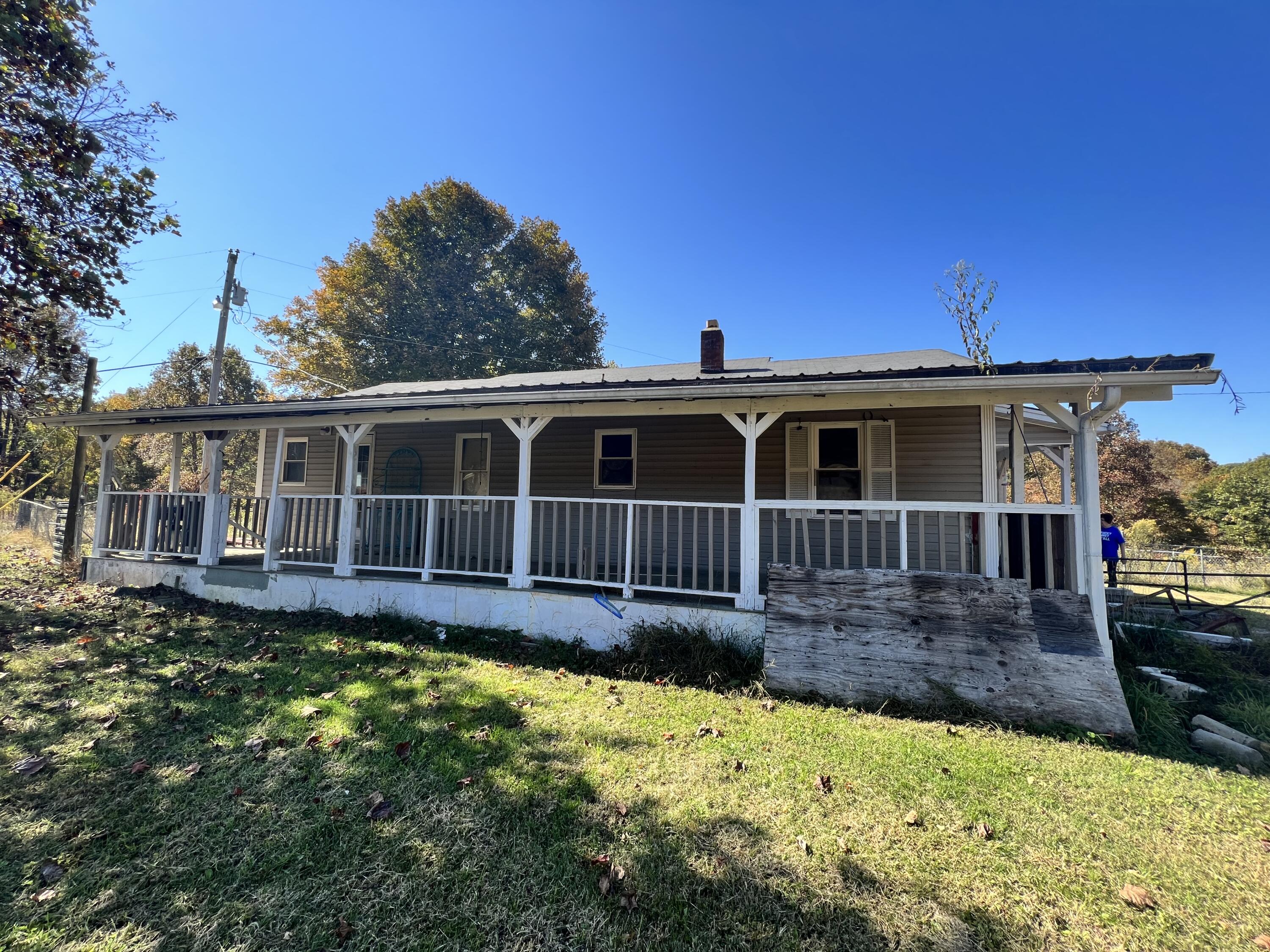 1807 Portersburg Road Manchester, KY 40962 - Photo 6 of 15 63492BFA-150E-4276-8B89-40B61F30FBE3