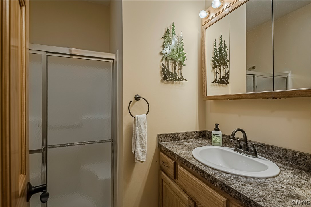 8925 Tibbitts Road New Hartford, NY 13413 - Photo 25 of 49