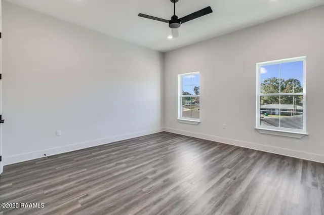 $1,695 | 711 East Main Street, Unit 200, Broussard, LA 70518