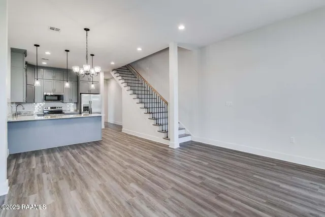 $1,695 | 711 East Main Street, Unit 200, Broussard, LA 70518