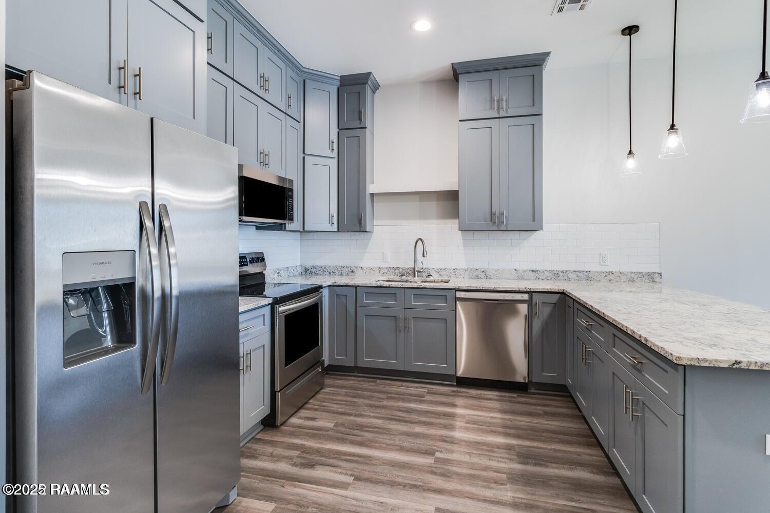 711 East Main Street, Unit 200 Broussard, LA 70518 - Photo 9 of 22 20230706144702946812000000-o