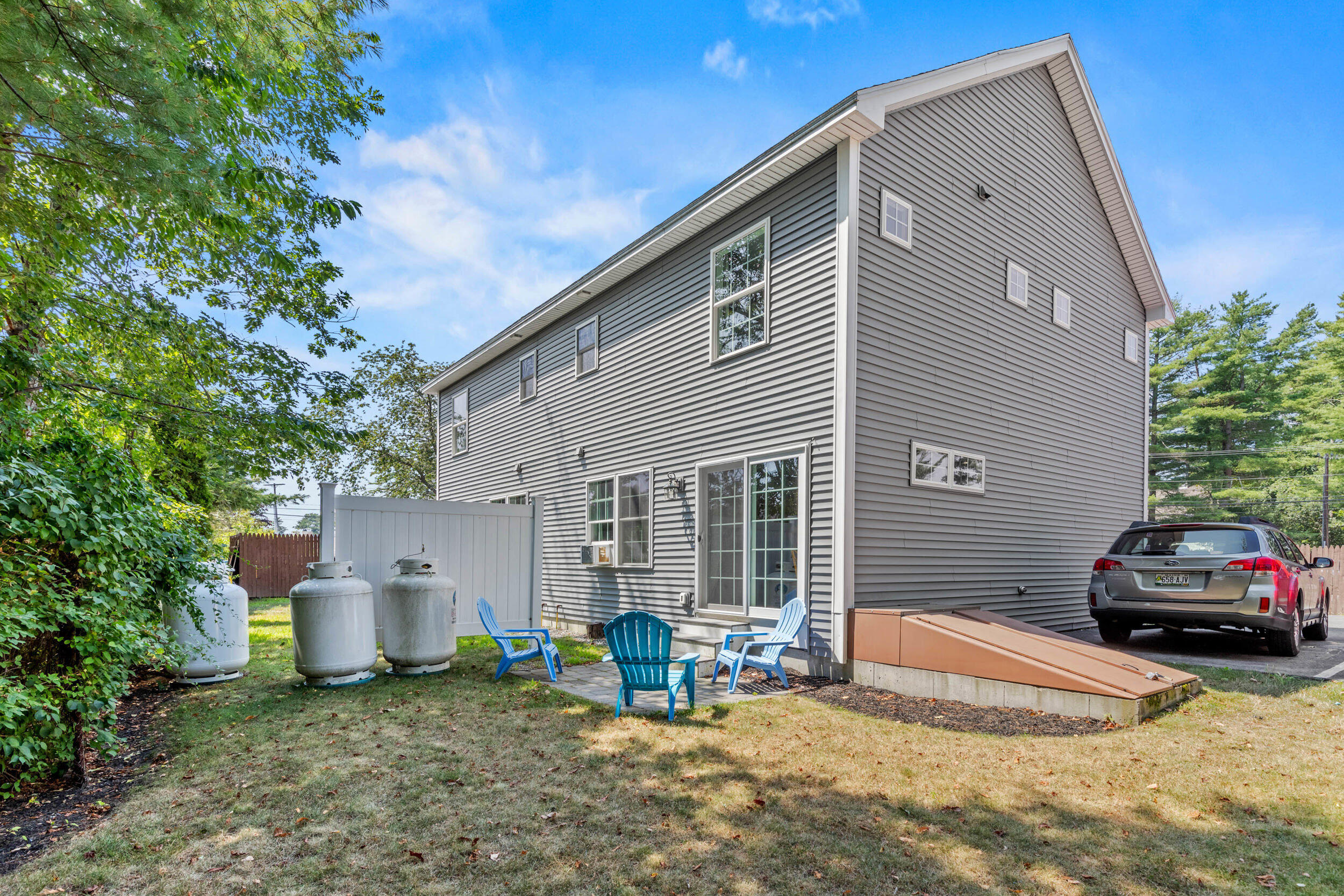 8 Smithwheel Road, Unit 8A Old Orchard Beach, ME 04064 - Photo 24 of 32 8 smithwheel rd, oob exterior_07