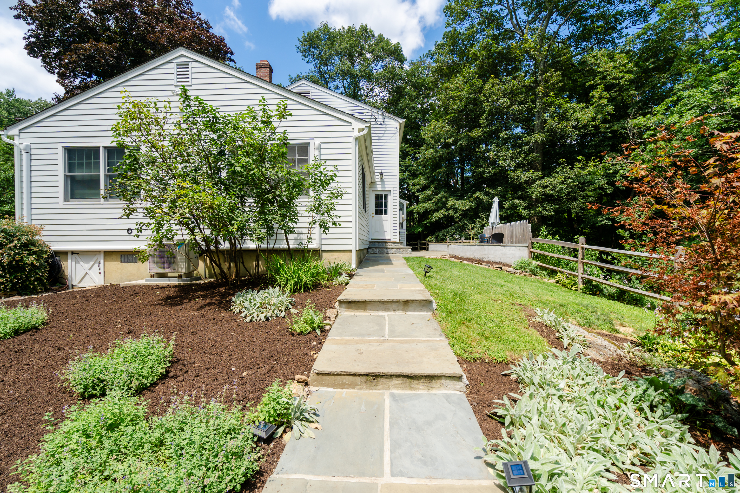 1005 Smith Ridge Road New Canaan, CT 06840 - Photo 21 of 32 Gallery Image 21