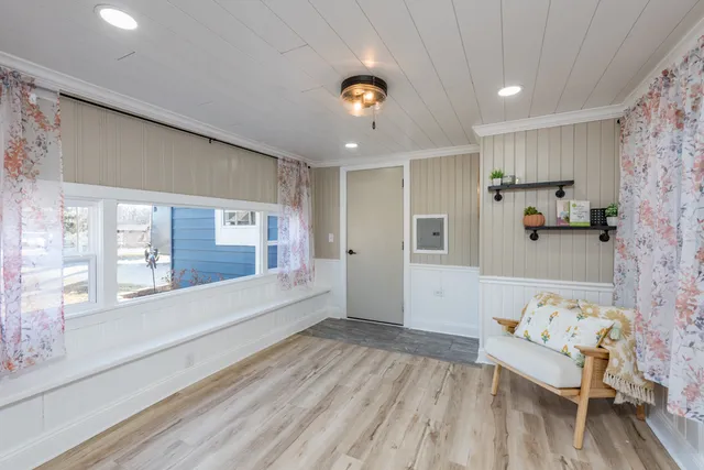 $315,000 | 22678 West Silver Lake Avenue, Antioch, IL 60002