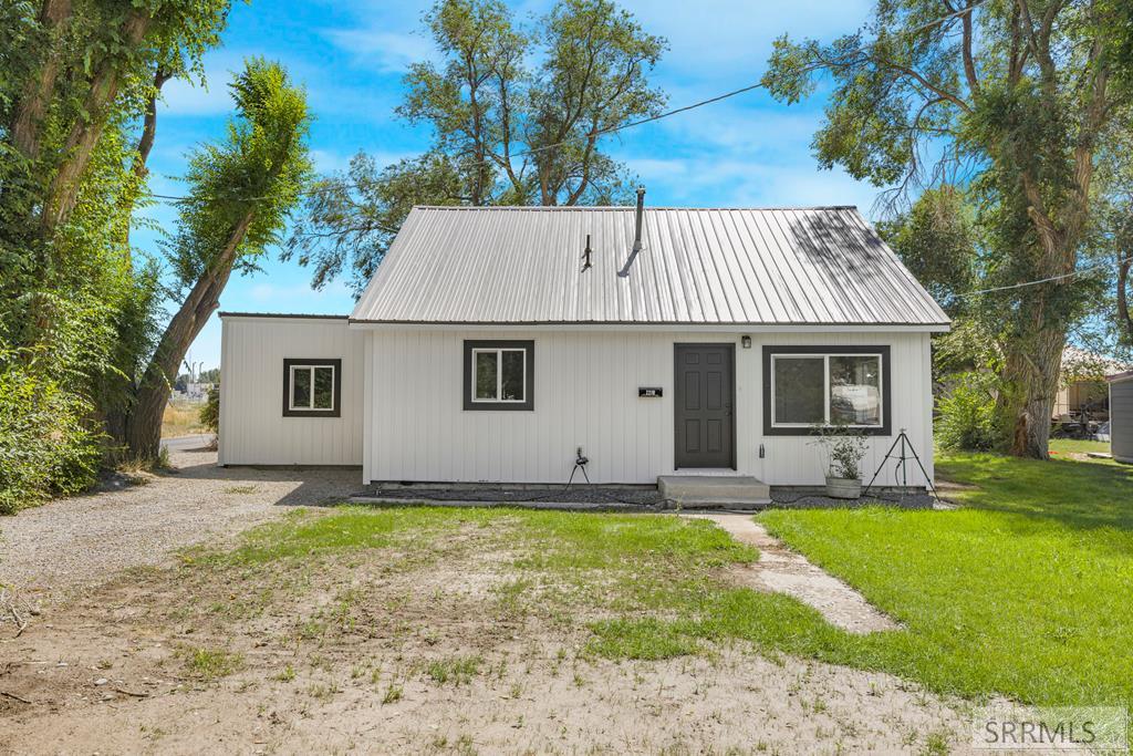 221 West 2nd South Rigby, ID 83442 - Photo 18 of 34