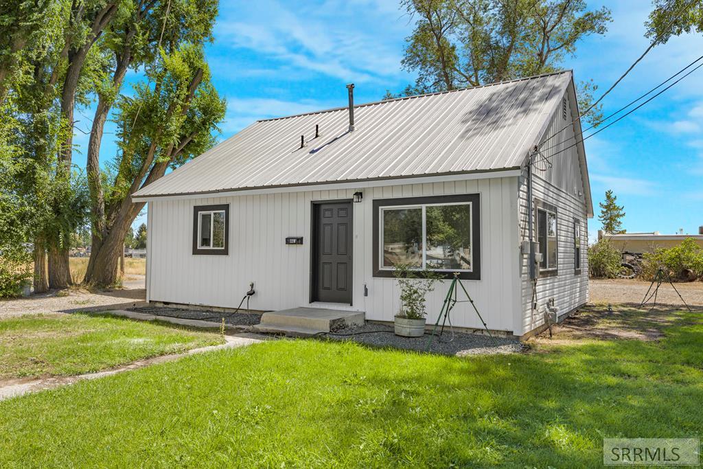 221 West 2nd South Rigby, ID 83442 - Photo 20 of 34