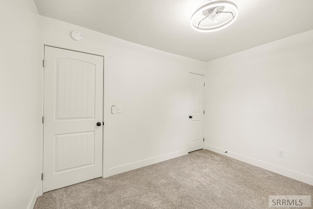 221 West 2nd South Rigby, ID 83442 - Photo 7 of 34