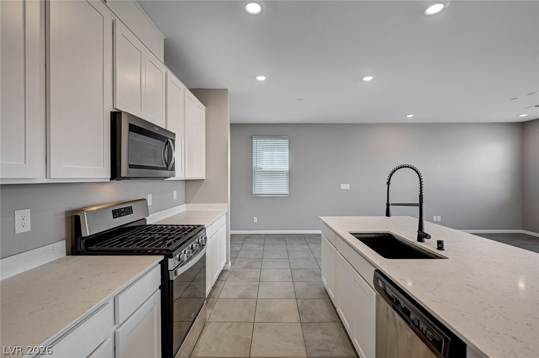 2570 Ofanto Street Henderson, NV 89044 - Photo 19 of 57