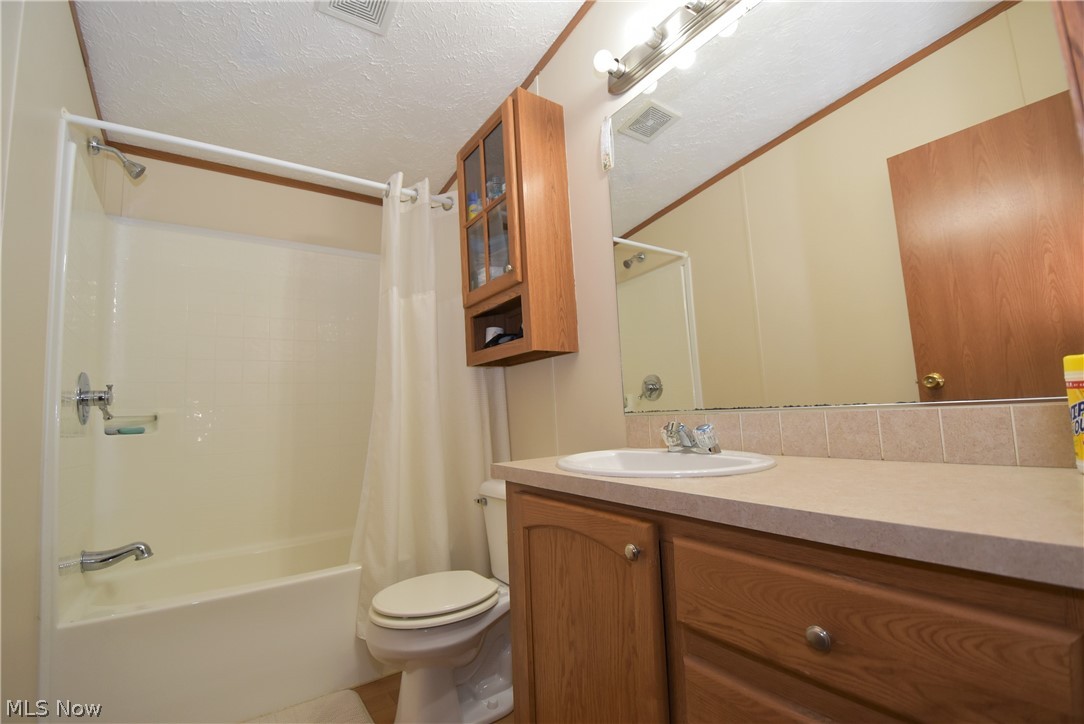 9555 Struthers Road, Unit 2 BEECH New Middletown, OH 44442 - Photo 12 of 15 Gallery Image 12