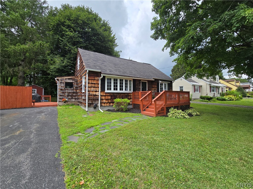 120 Bramley Drive Camillus, NY 13031 - Photo 3 of 27 Front