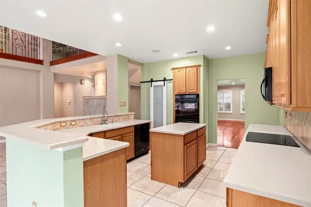 $3,450 | 808 Sabona Drive, DeSoto, TX 75115