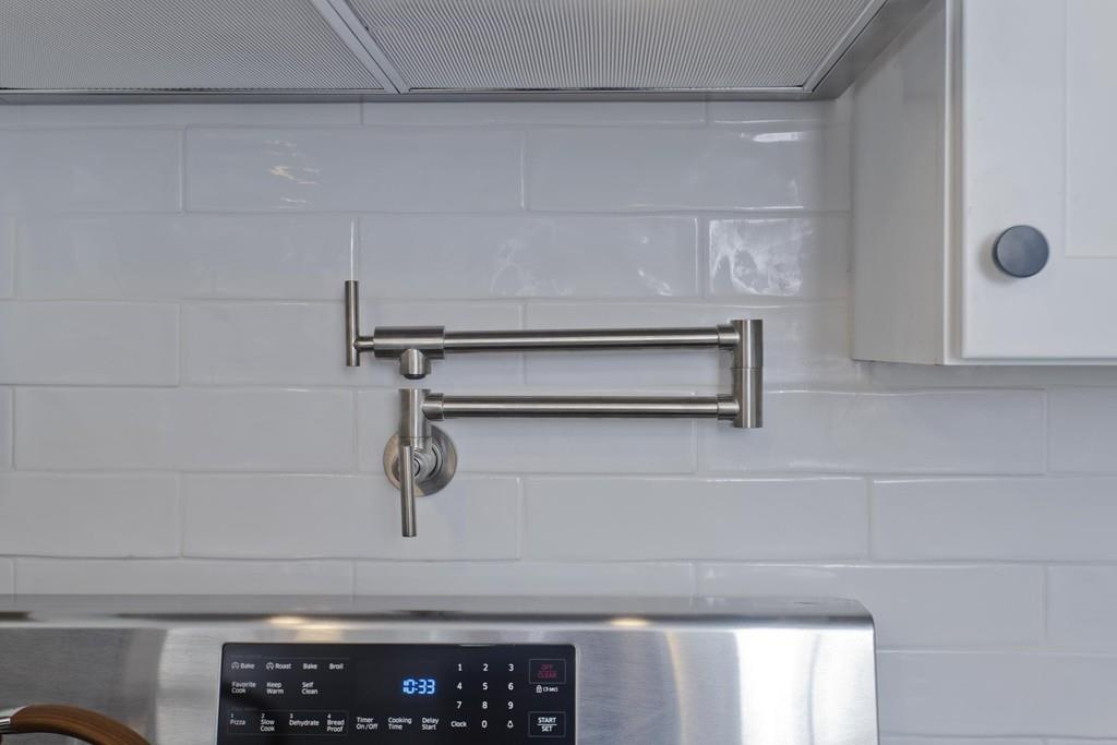 24 Berbay Circle Springfield, MA 01109 - Photo 12 of 31 Gallery Image 12