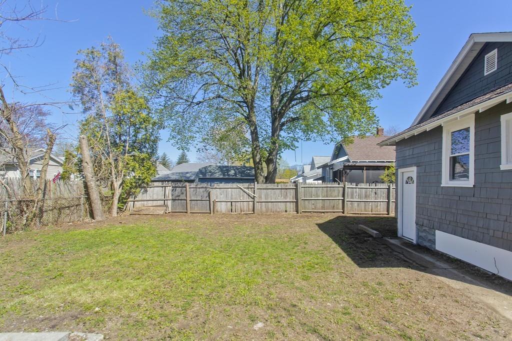 24 Berbay Circle Springfield, MA 01109 - Photo 30 of 31 Gallery Image 30