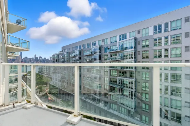 $6,300 | 800 Ave At Port Imperial, Unit 821, Weehawken, NJ 07086