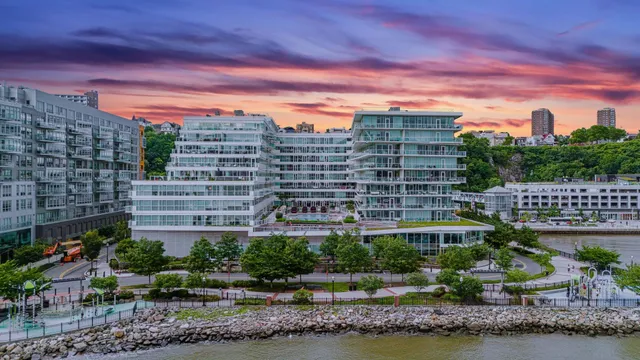 $6,300 | 800 Ave At Port Imperial, Unit 821, Weehawken, NJ 07086