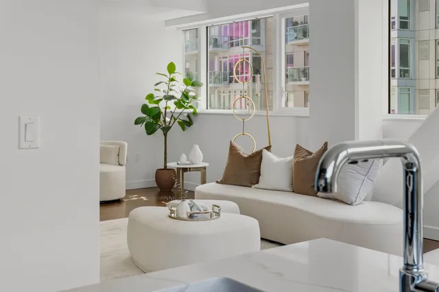 $6,300 | 800 Ave At Port Imperial, Unit 821, Weehawken, NJ 07086