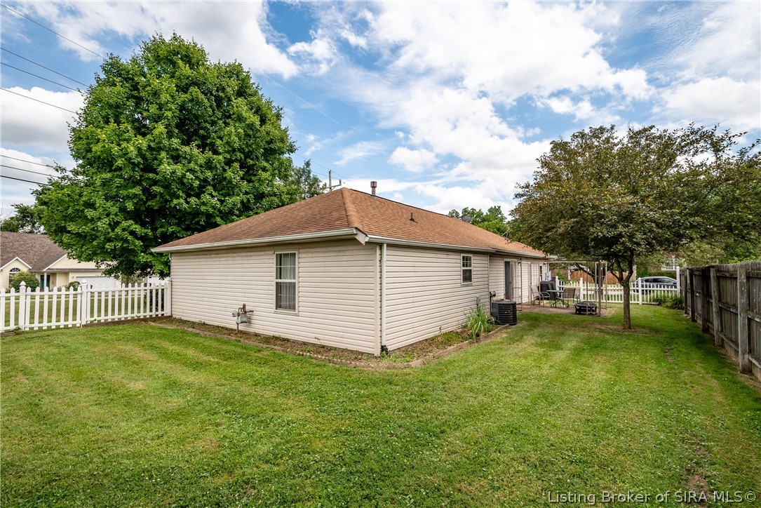 1325 Valley View Road New Albany, IN 47150 - Photo 23 of 26 Gallery Image 23