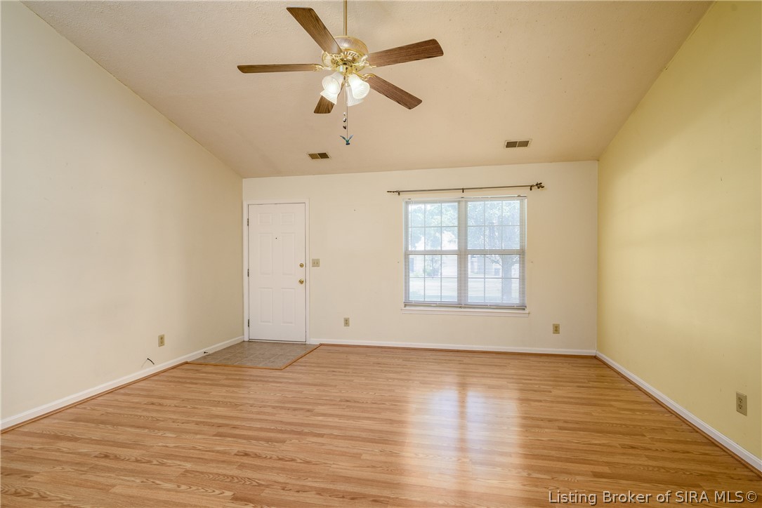 1325 Valley View Road New Albany, IN 47150 - Photo 7 of 26 Gallery Image 7