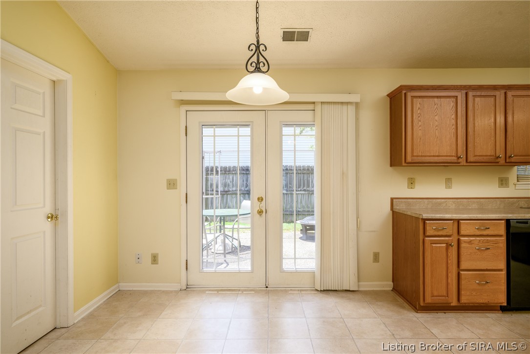 1325 Valley View Road New Albany, IN 47150 - Photo 10 of 26 Gallery Image 10
