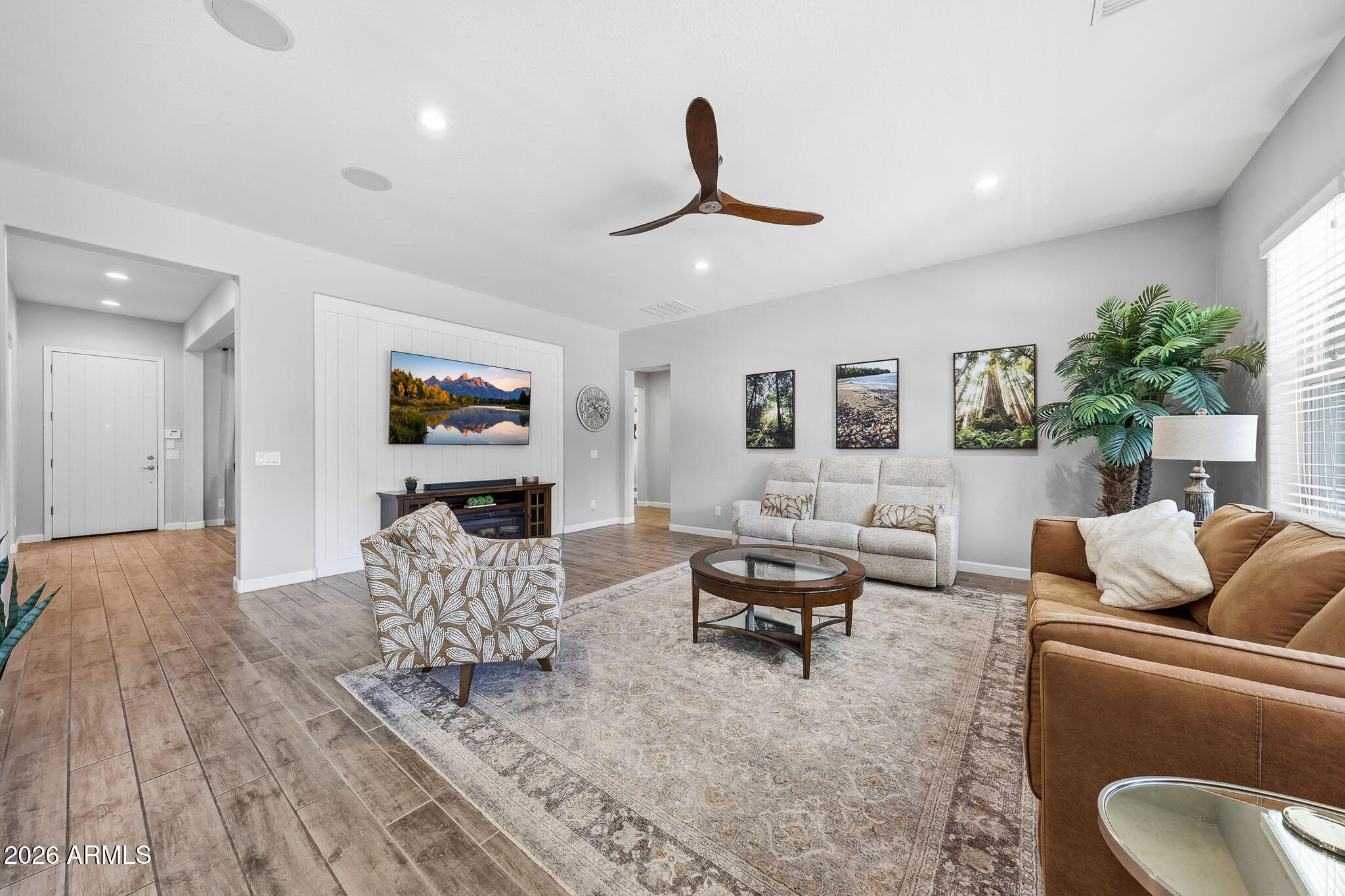 22133 East Russet Road Queen Creek, AZ 85142 - Photo 19 of 61 a living room with furniture