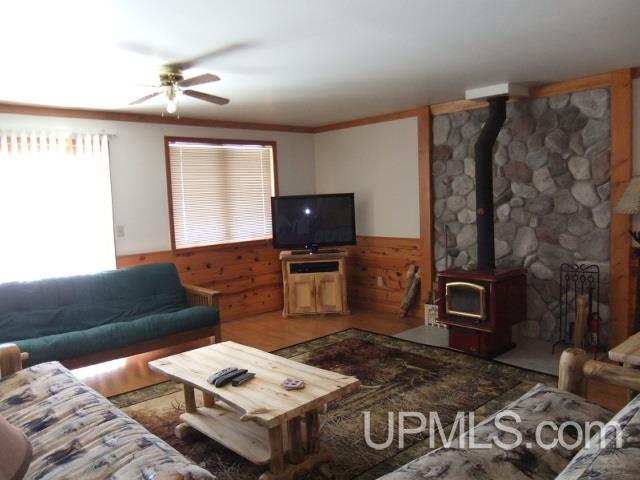 13505 East Shore Road Bergland, MI 49910 - Photo 28 of 31