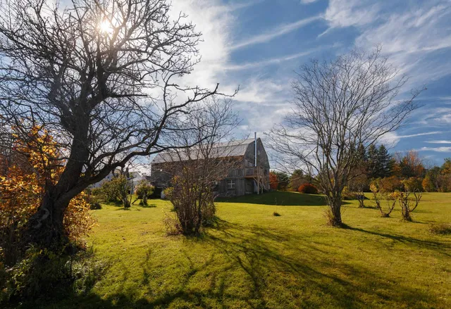 $1,499,000 | 235 Windsor Road, Hillsborough, NH 03244