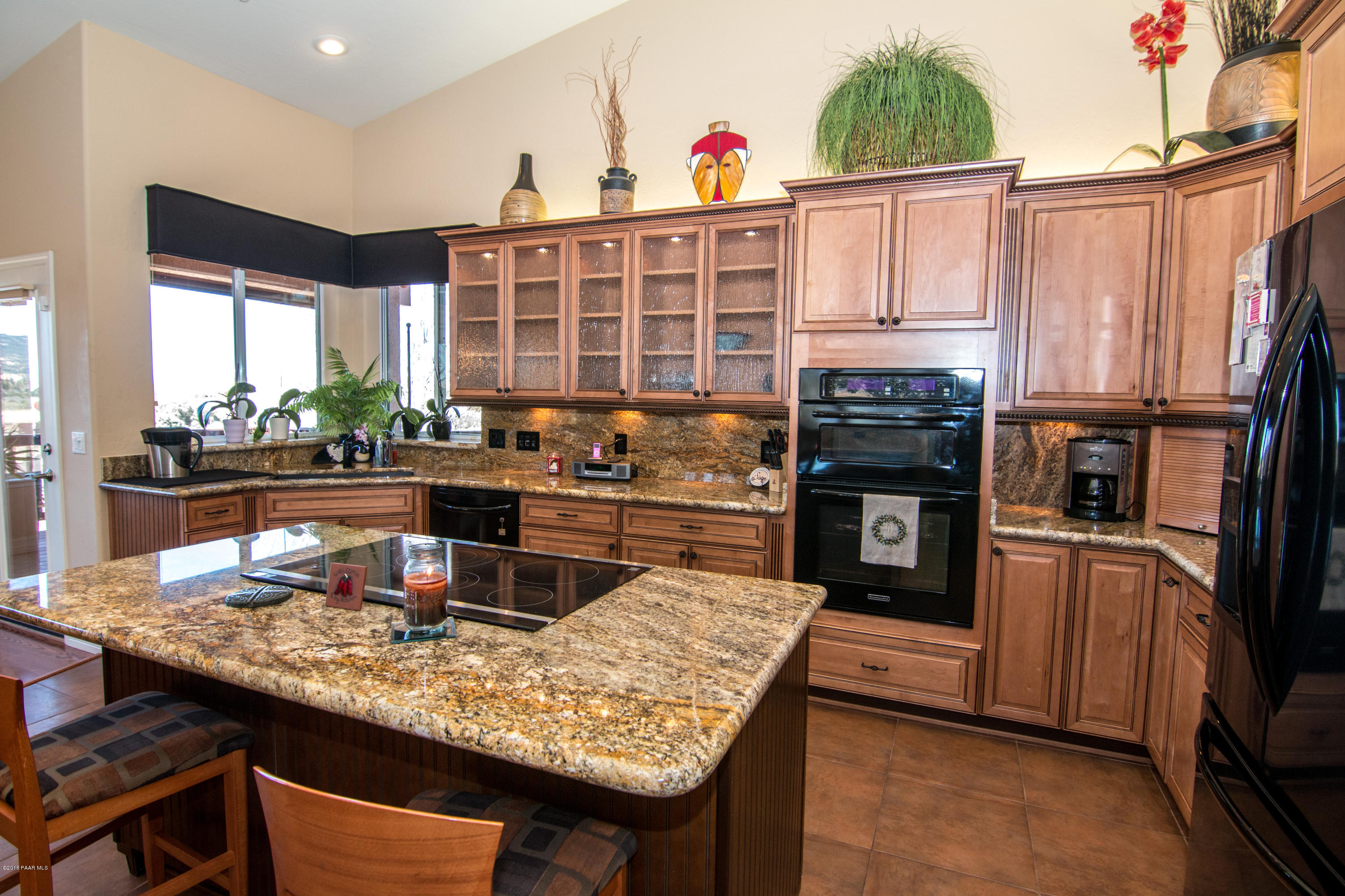 10612 North Sharps Road Prescott, AZ 86305 - Photo 37 of 83 Kitchen