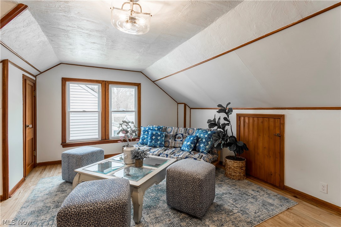 4645 Anderson Road Cleveland, OH 44121 - Photo 18 of 24