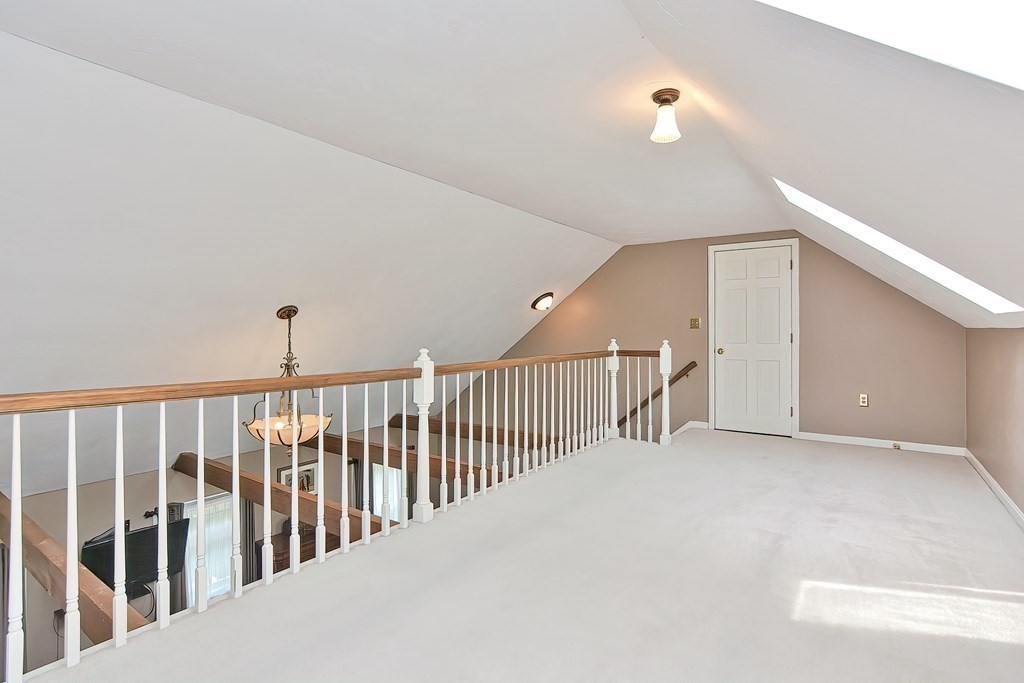 10 Valley Road Southborough, MA 01772 - Photo 27 of 41 Gallery Image 27