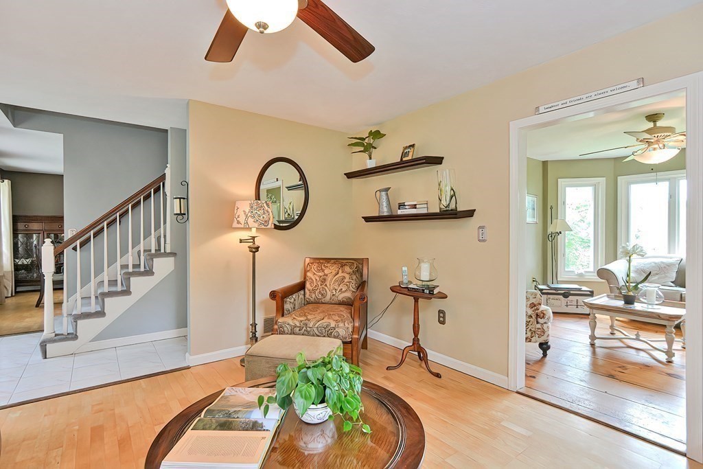 10 Valley Road Southborough, MA 01772 - Photo 7 of 41 Gallery Image 7
