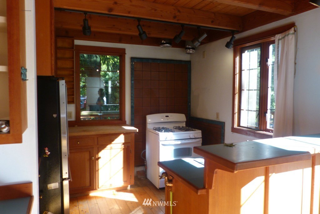 1132 Van Trojan Road Chimacum, WA 98325 - Photo 13 of 25 Gallery Image 13