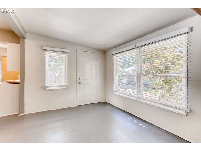 12820 Southwest 4th Street Beaverton, OR 97005 - Photo 13 of 28 Gallery Image 13