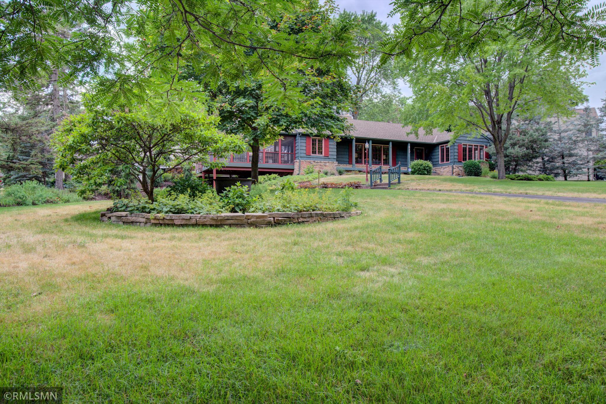 417 West Farmdale Road Hopkins, MN 55343 - Photo 2 of 24 Gallery Image 2