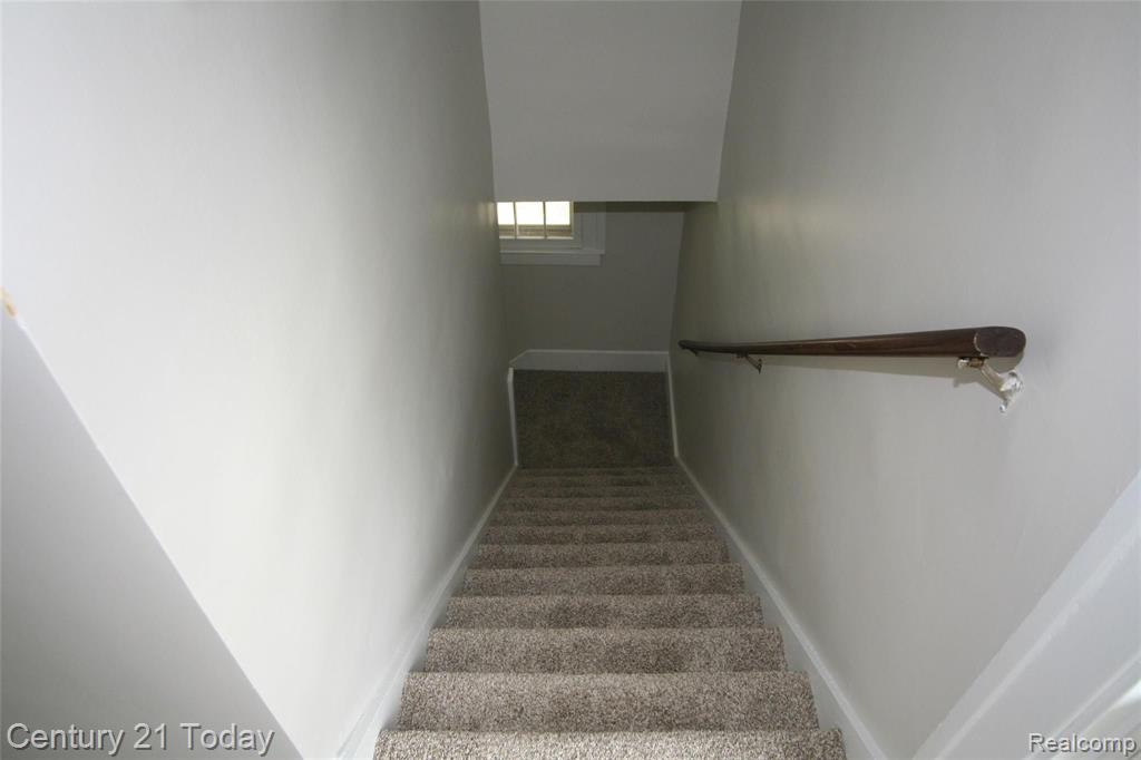 77 East Rutgers Avenue Pontiac, MI 48340 - Photo 14 of 23 Gallery Image 14