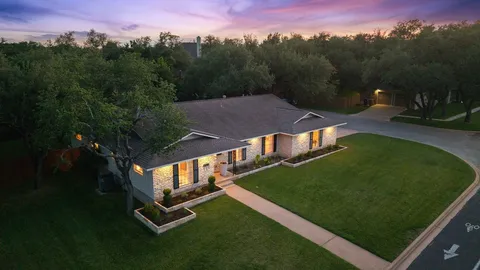 $1,200,000 | 4011 Greystone Drive, Austin, TX 78731