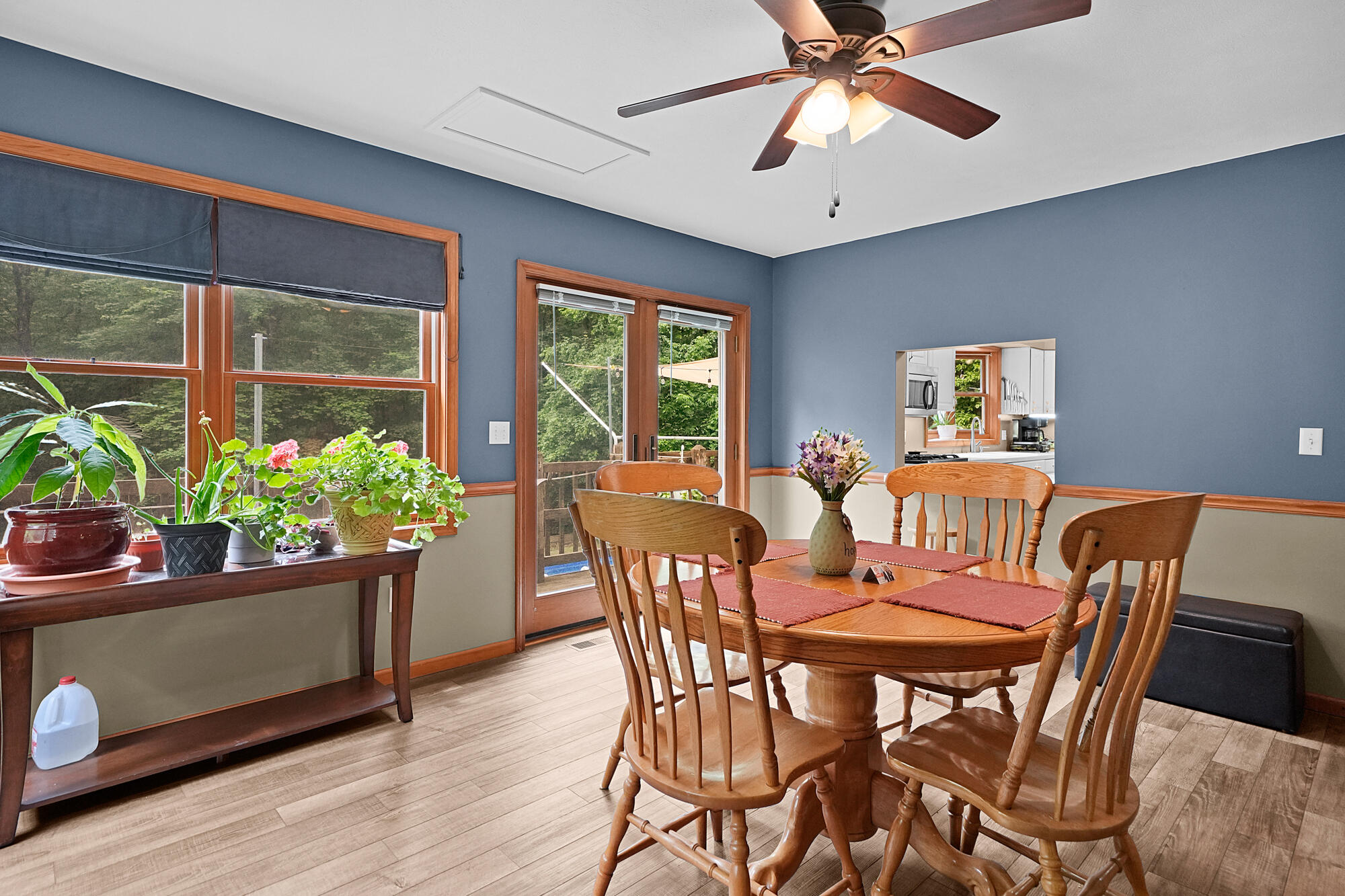 21537 Kendaville Road Pierson, MI 49339 - Photo 11 of 52 Dining Area