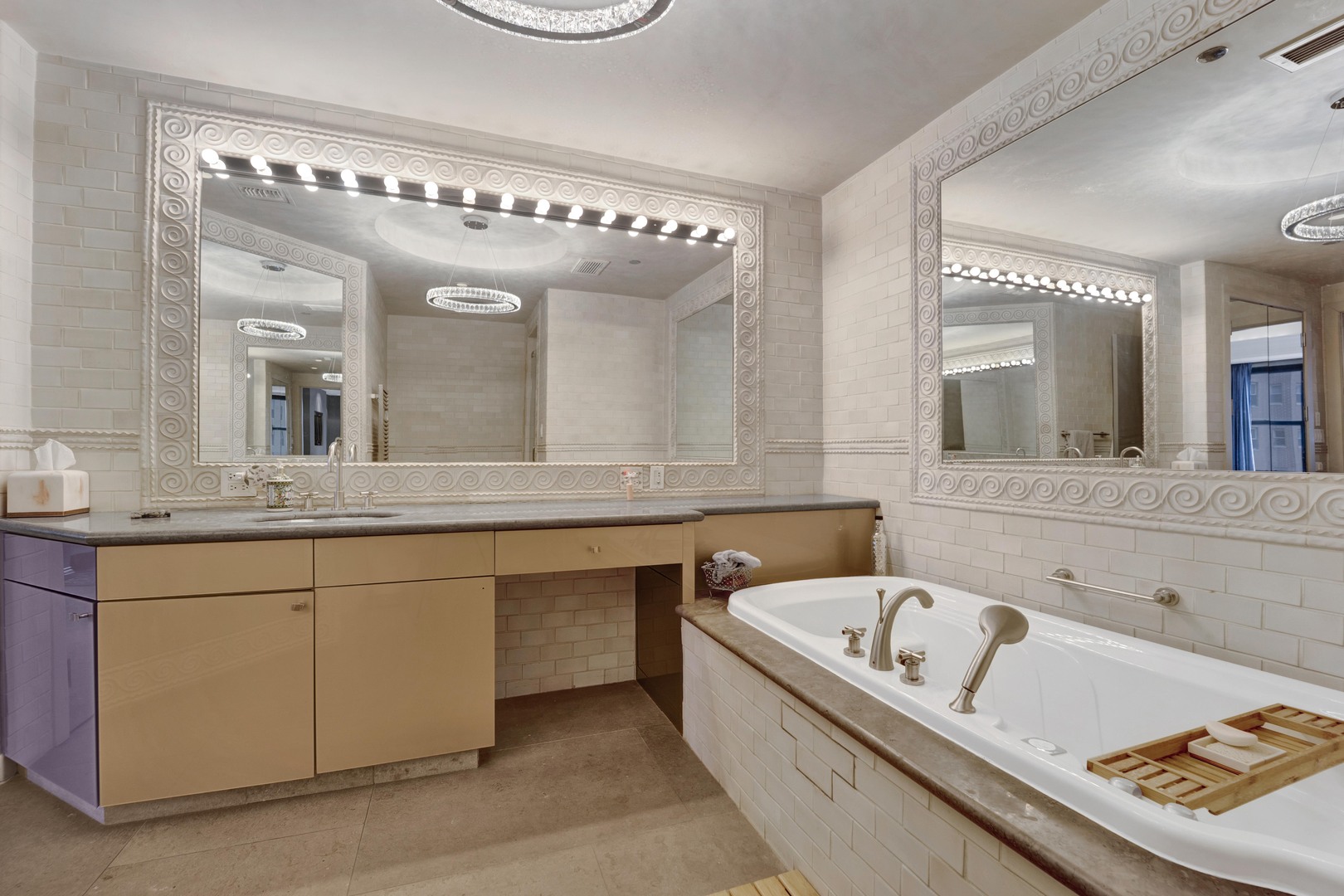 55 West Delaware Place, Unit 1120 Chicago, IL 60610 - Photo 14 of 36