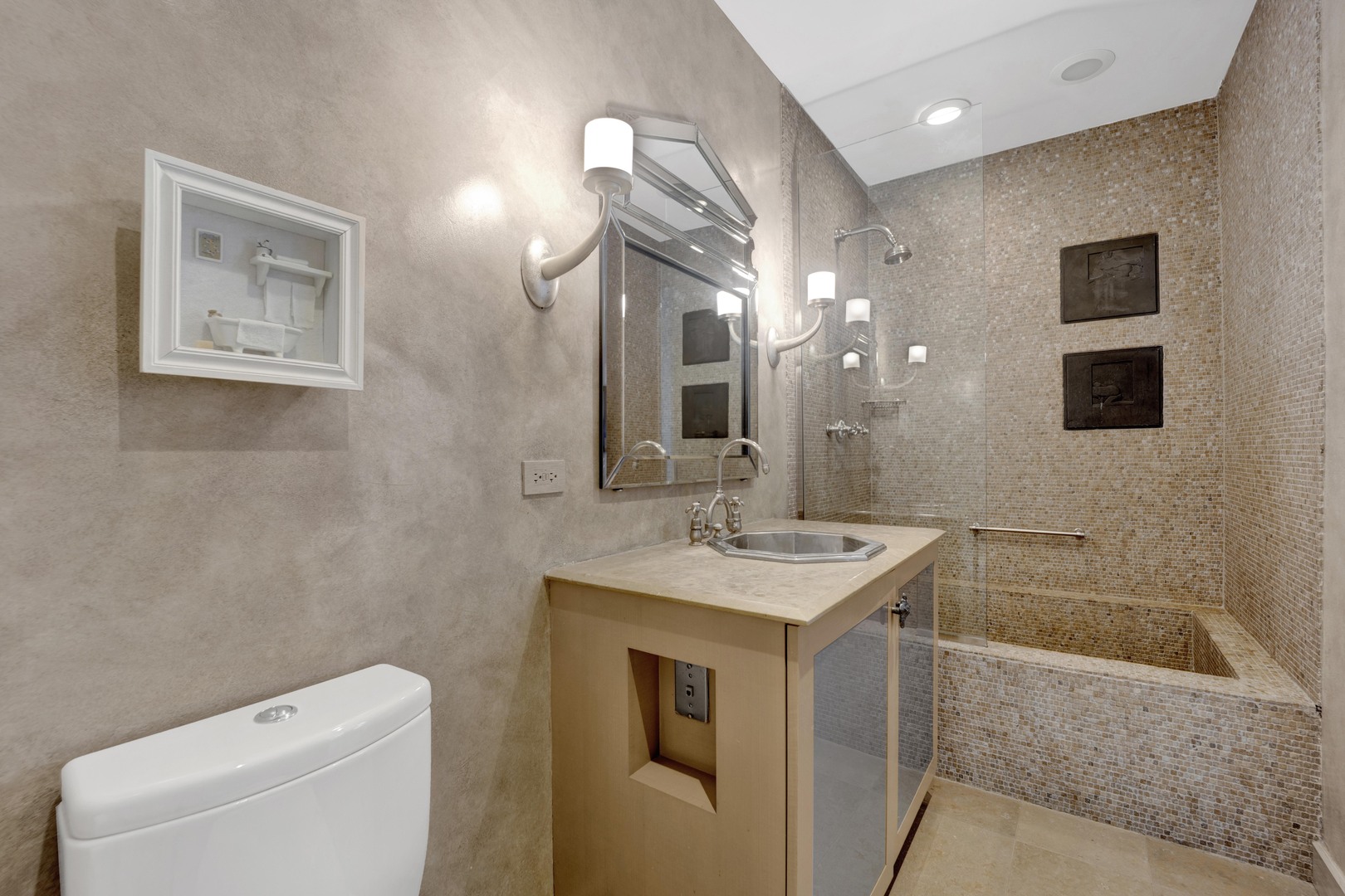 55 West Delaware Place, Unit 1120 Chicago, IL 60610 - Photo 18 of 36