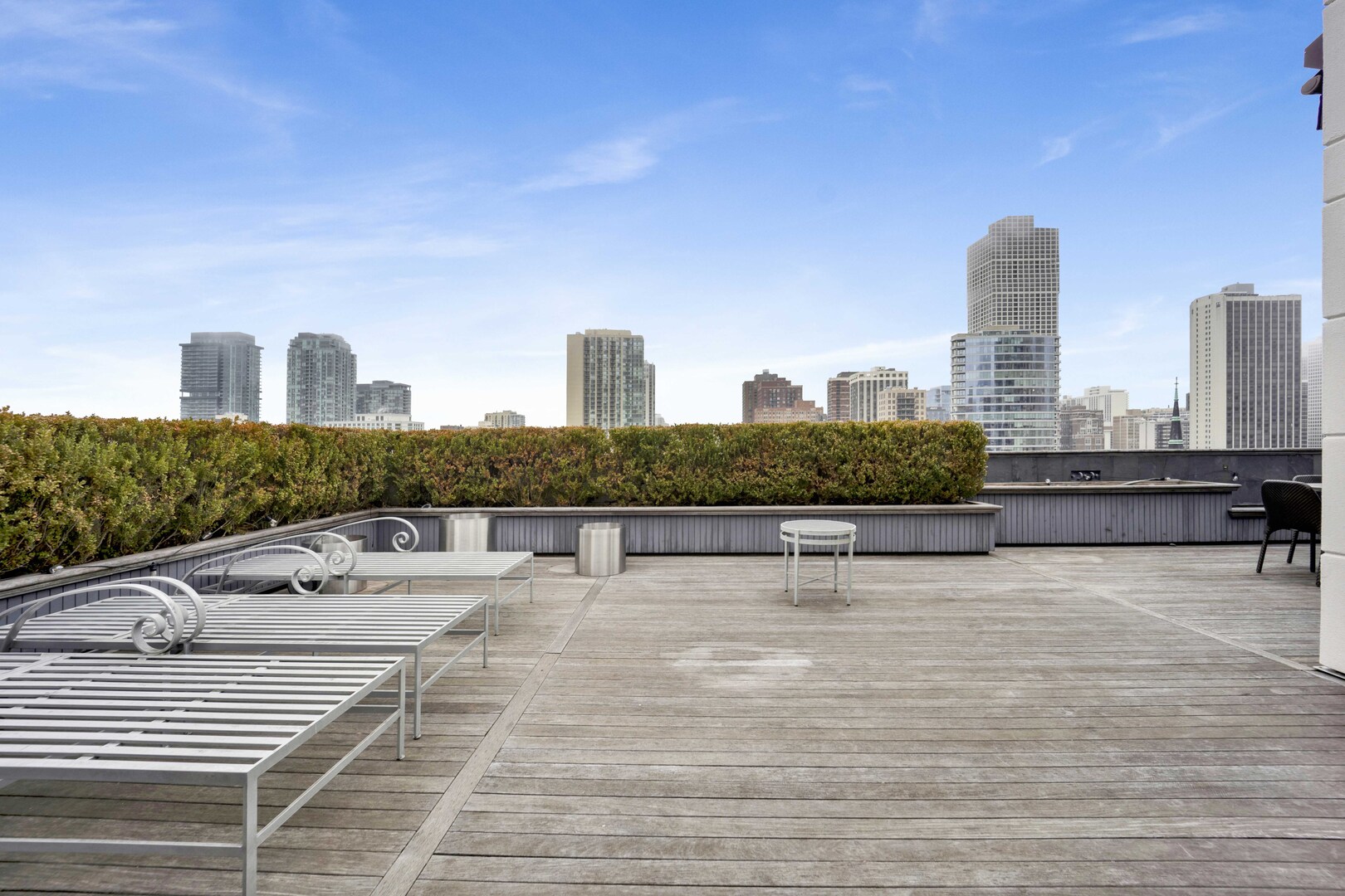 55 West Delaware Place, Unit 1120 Chicago, IL 60610 - Photo 33 of 36