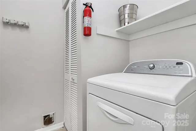 $269,900 | 10918 Carmel Crossing Road, Charlotte, NC 28226