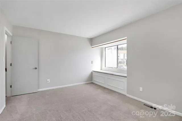 $269,900 | 10918 Carmel Crossing Road, Charlotte, NC 28226