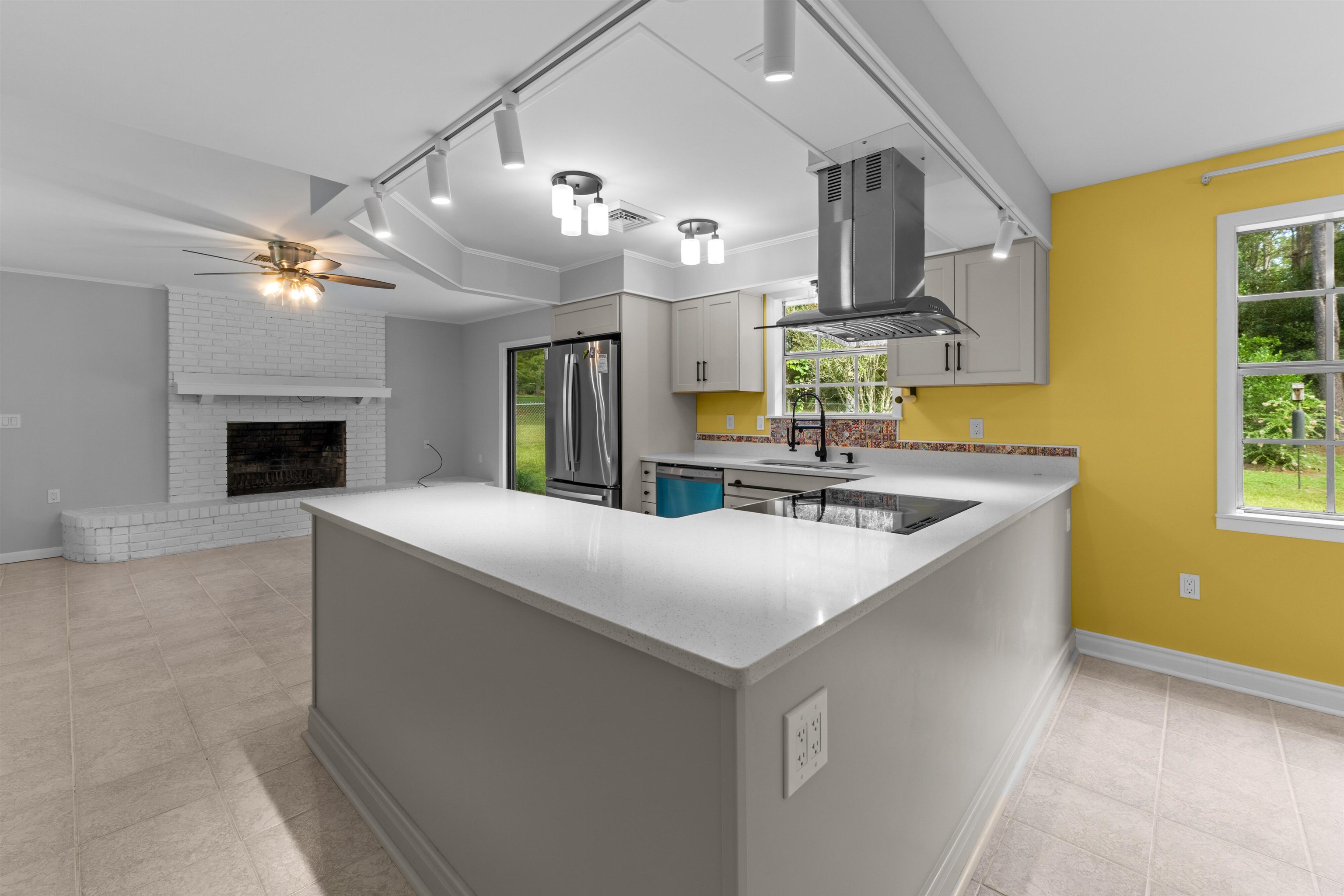 5076 Valley Farm Road Tallahassee, FL 32303 - Photo 15 of 58 Gallery Image 15
