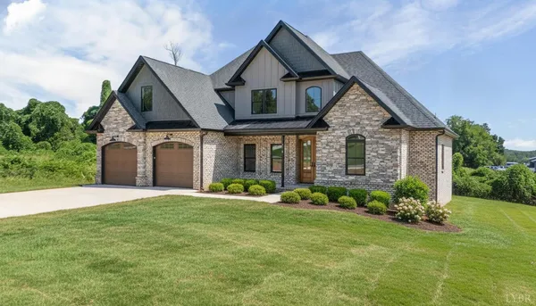 $756,000 | 1070 Bradford Crossing Place, Goode, VA 24556