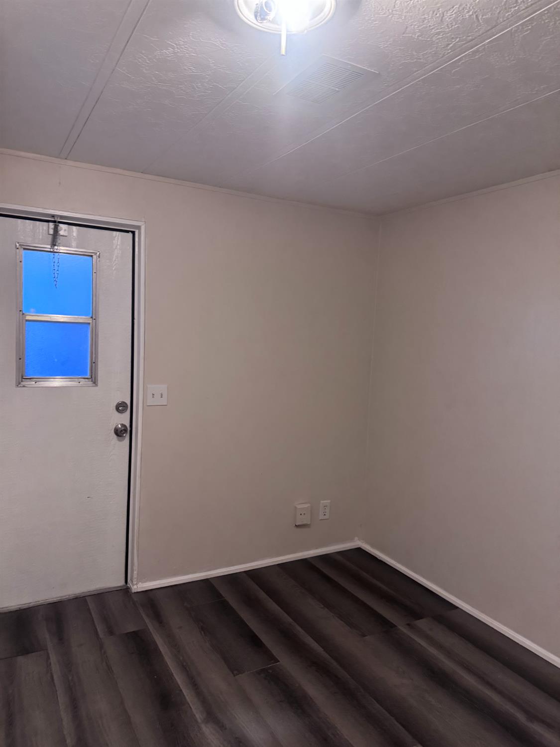 3950 Mack Road, Unit 129 Sacramento, CA 95823 - Photo 19 of 19 Gallery Image 19