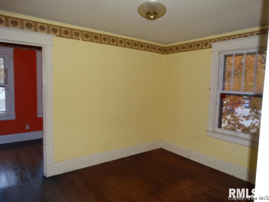 925 West Lawrence Avenue Springfield, IL 62704 - Photo 6 of 15 Gallery Image 6